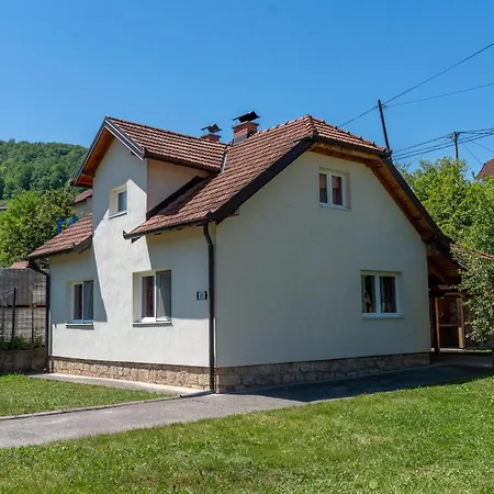 Spacious Family Near Lovnica Monastery *